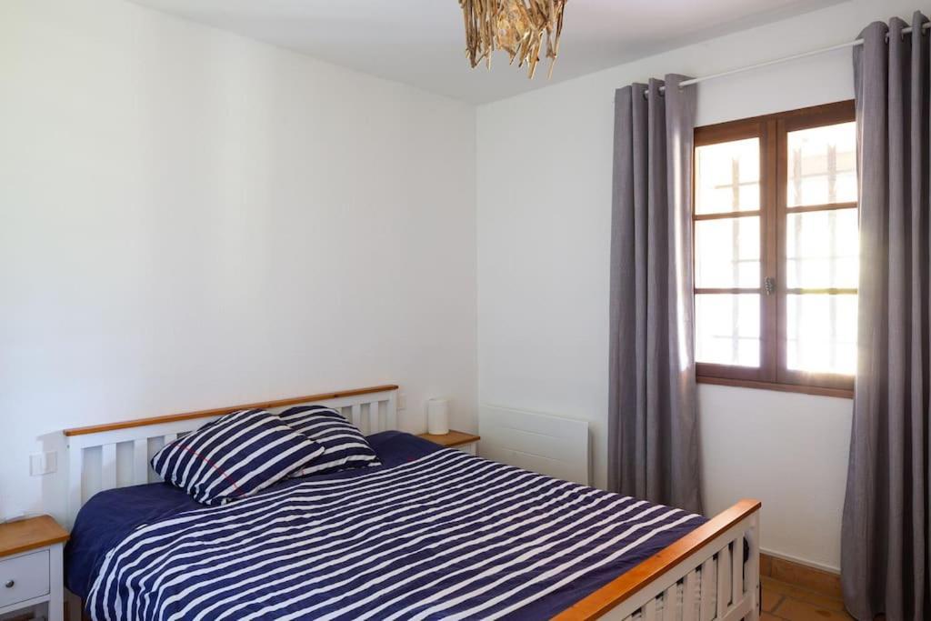 Mas Provencal De 120M2 En Camargue, Avec Piscine Et Parking Inclus, Ideal Pour Des Vacances Арл Екстериор снимка