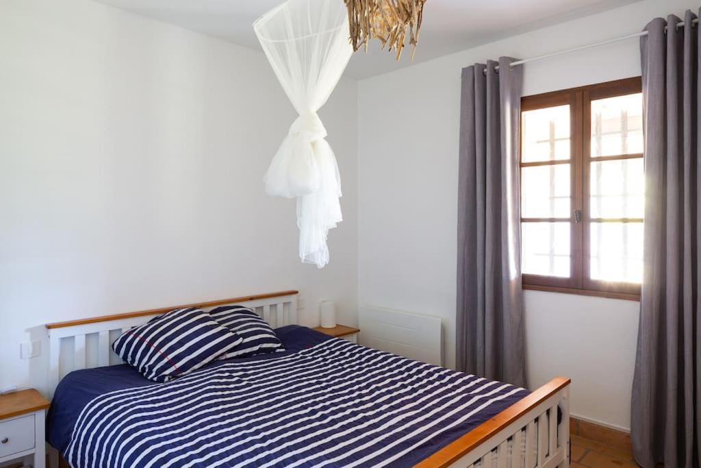 Mas Provencal De 120M2 En Camargue, Avec Piscine Et Parking Inclus, Ideal Pour Des Vacances Арл Екстериор снимка