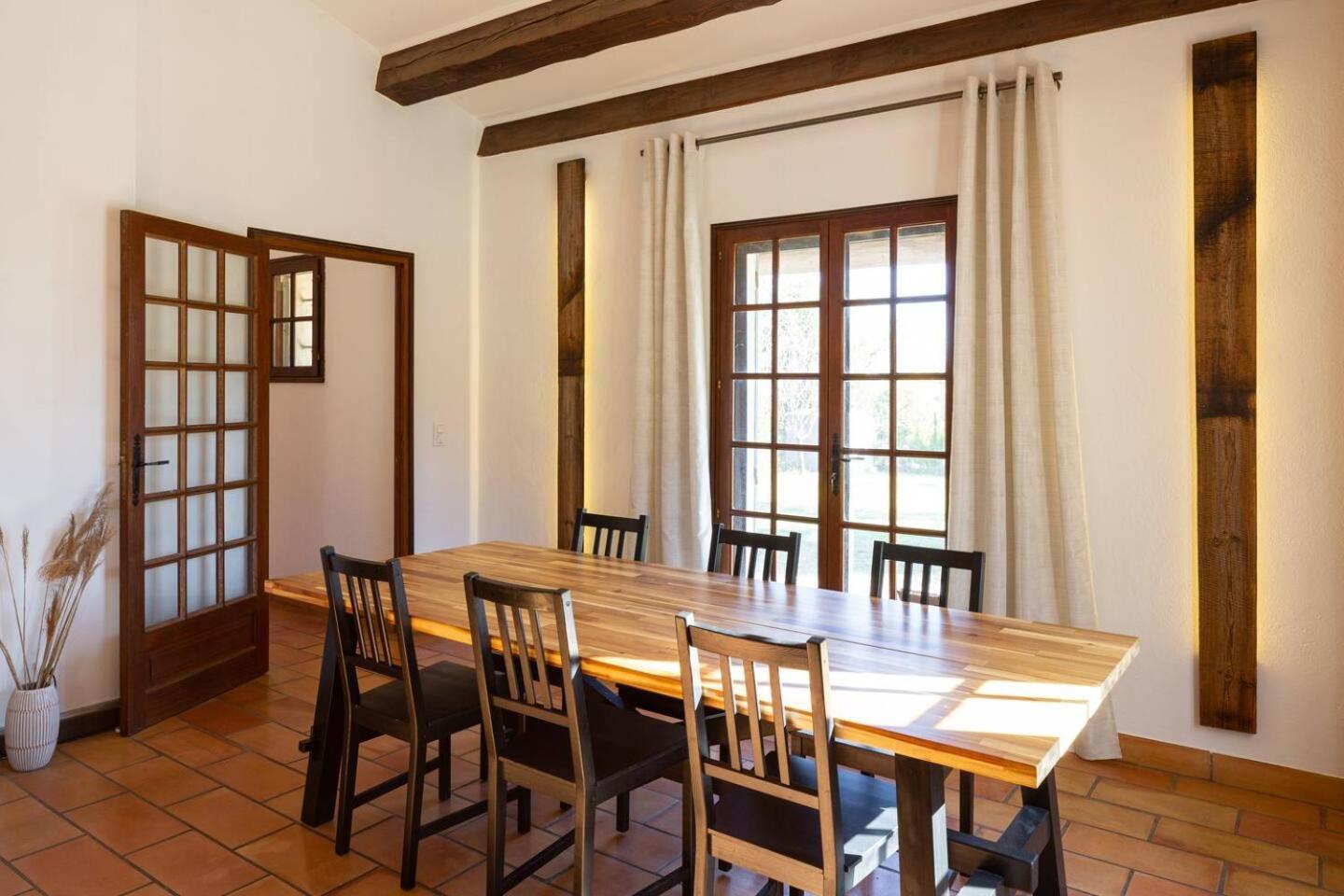 Mas Provencal De 120M2 En Camargue, Avec Piscine Et Parking Inclus, Ideal Pour Des Vacances Арл Екстериор снимка