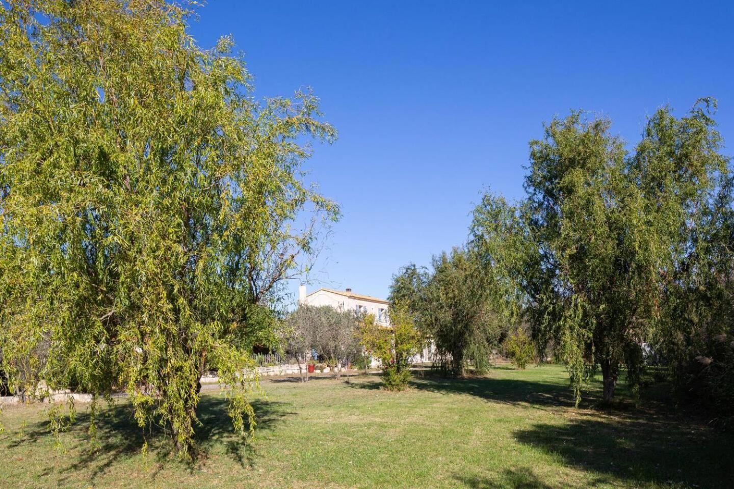 Mas Provencal De 120M2 En Camargue, Avec Piscine Et Parking Inclus, Ideal Pour Des Vacances Арл Екстериор снимка